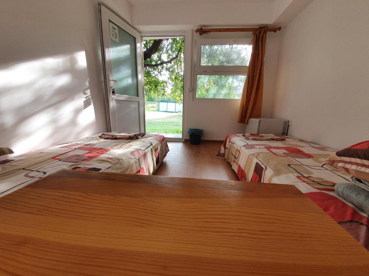 Camping Saint George Topola Εξωτερικό φωτογραφία