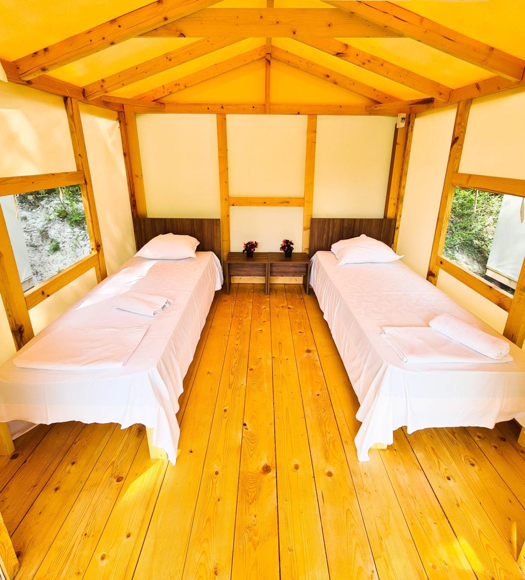 Camping Saint George Topola Εξωτερικό φωτογραφία
